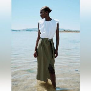 Zara - midi belter dress - Size Small - NWT